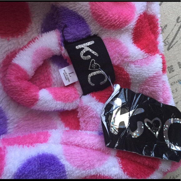 💜 Valentine’s Day Ruffle Robe💗 - Picture 7 of 8